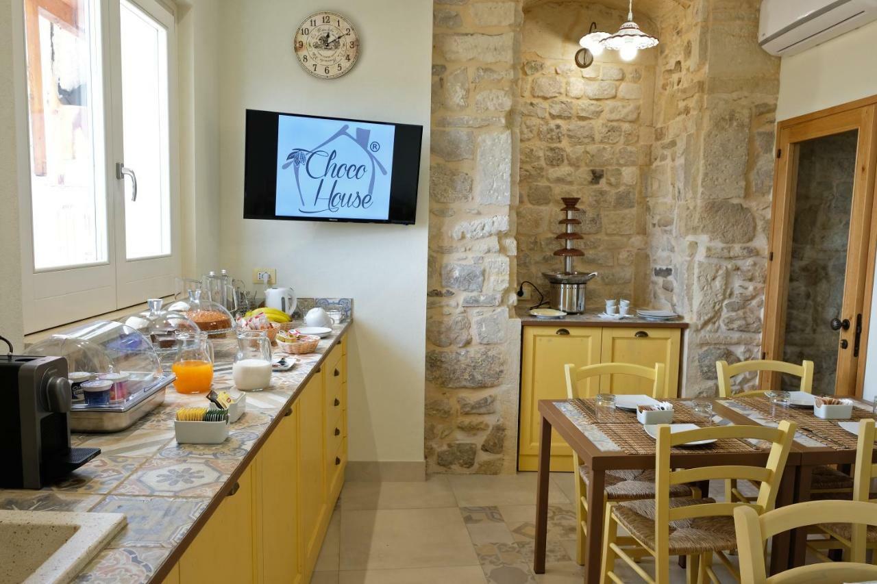 Chocohouse Bed & Breakfast Ragusa Exterior photo